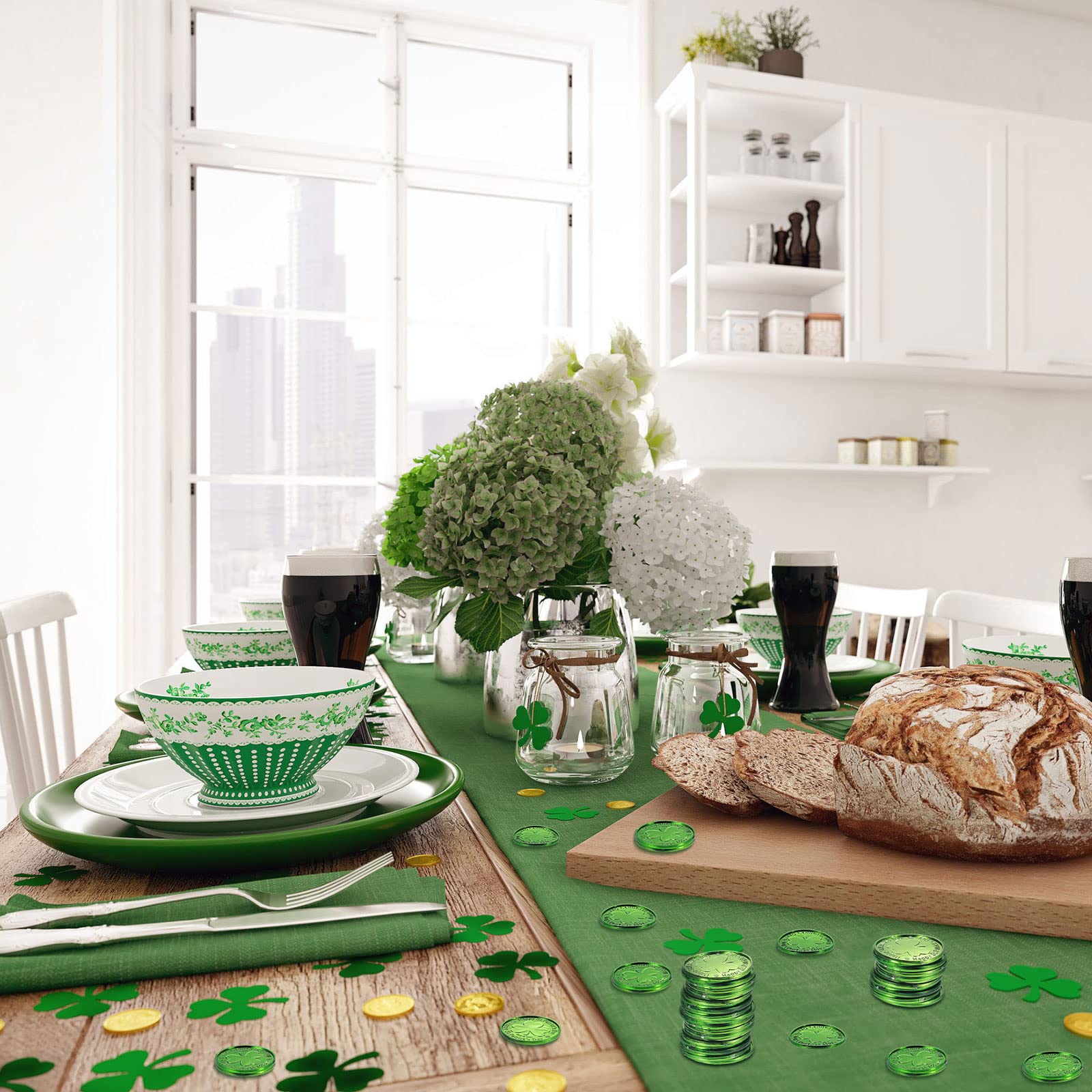 Civaner 200 Pieces St. Patrick's Day Coins Small Plastic Coins Shamrock Coins Plastic Lucky Shamrock Coins Table Sprinkles for Party Supplies St. Patrick's Day Decor (Green)