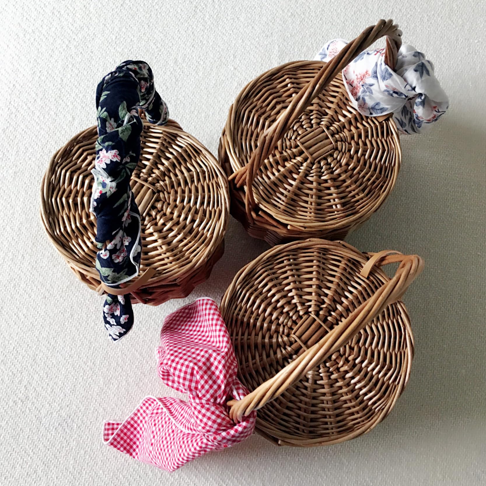1 borsa in vimini di salice naturale con coperchio (20 x 34 cm), realizzata a mano, borsa a secchiello retrò con coperchio, cestino rotondo per fiori, fioriere sospese, borsa tote in rattan