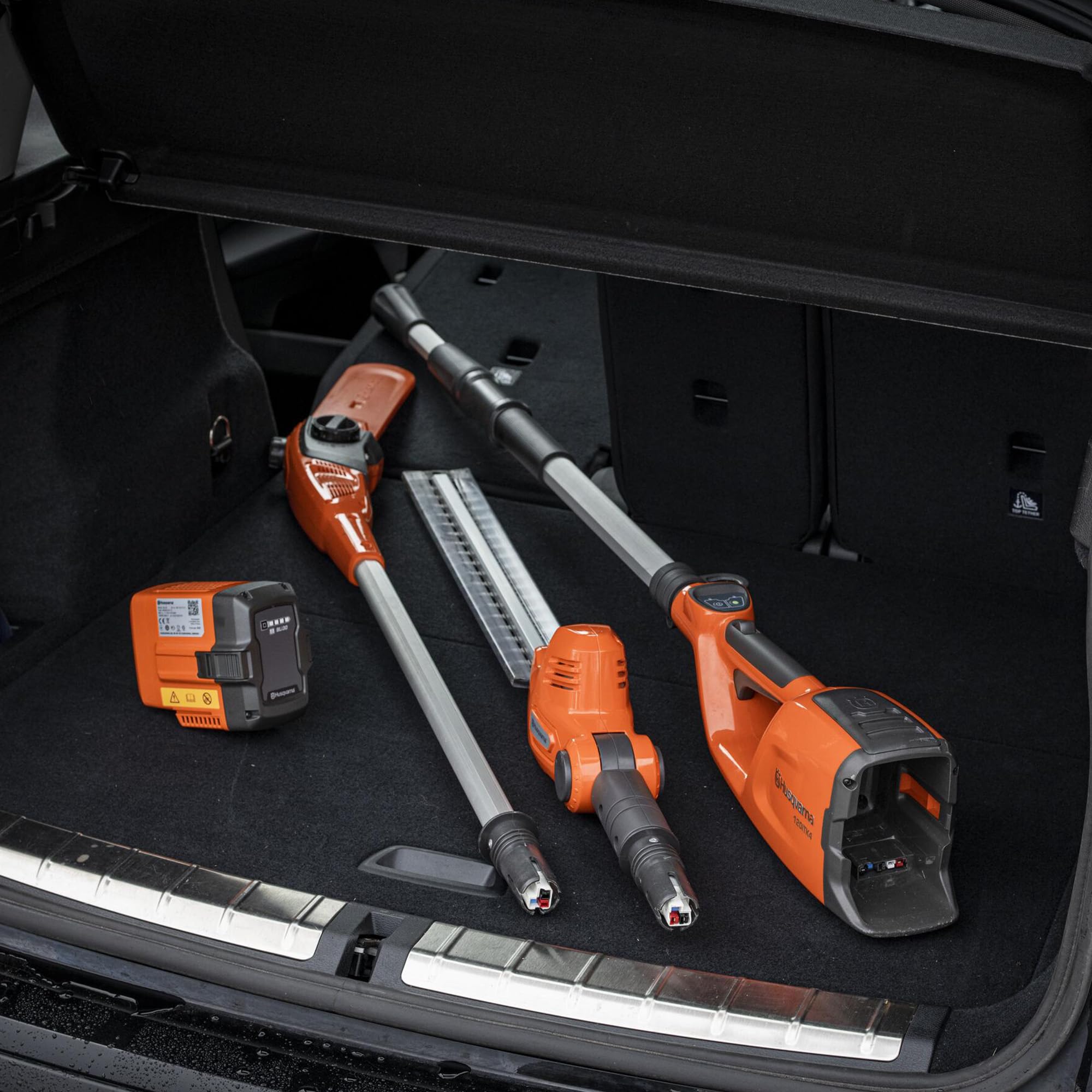 Husqvarna 120iTK4-H Set Taille-Haie Télescopique sur Batterie