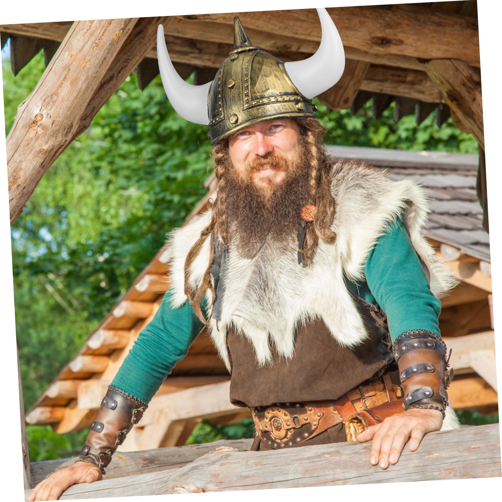 Sombrero Vikingo de Plástico 4 Piezas para Fiesta y Eventos | Hecho a Mano y Reutilizable, Estilos Versátiles, para Actividades Escolares y Grupos Infantiles o Adultos
