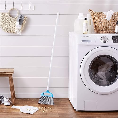 Miniatura 2 de Amazon Basics Juego de escoba recogedor con fácil montaje y mango largo, azul y blanco
