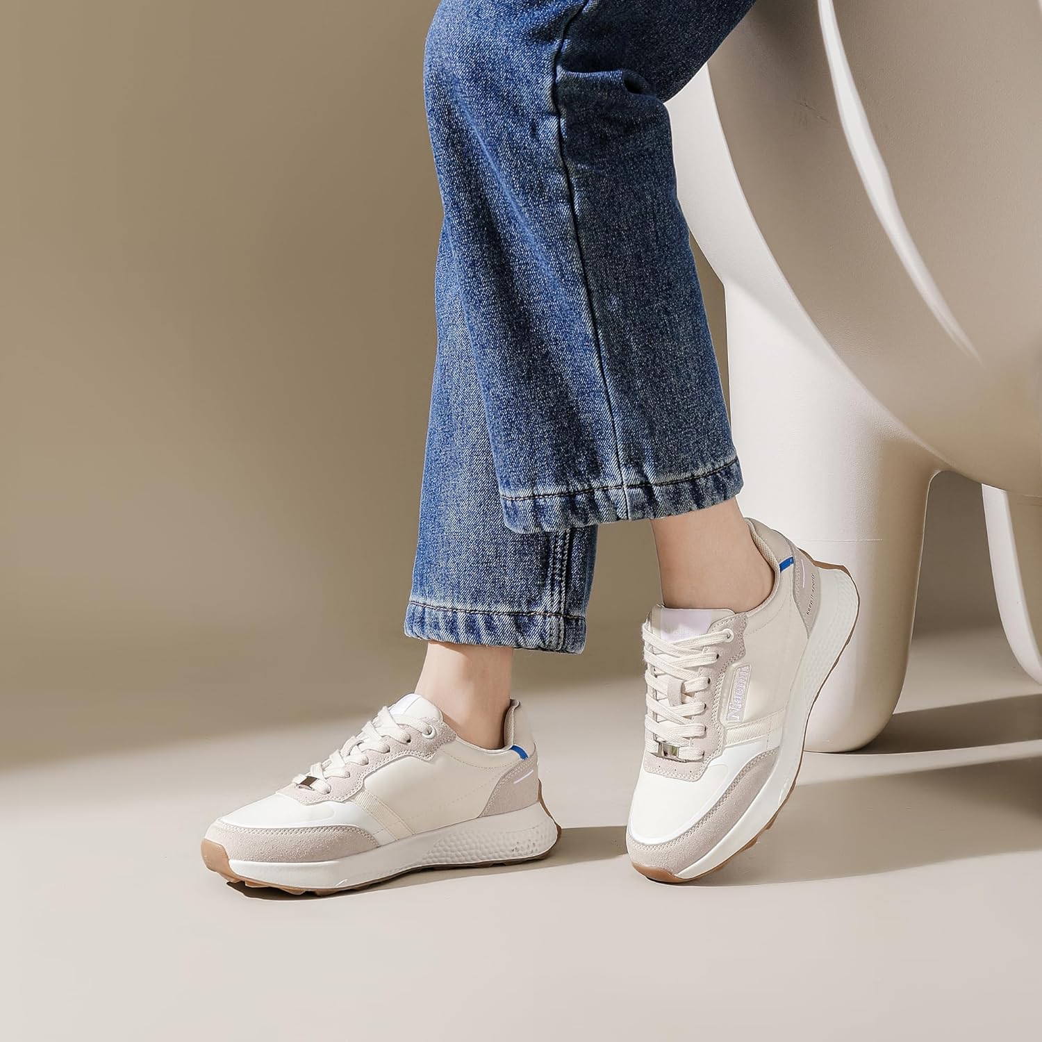 Sneakers for Women Lightweight Lace-Up Shoes for Women Non-Slip Artificial Leather TPR Outsole Walking Shoes Tennis Running Fashion Sneakers - Image 3