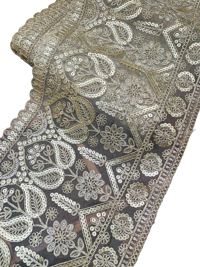 Galon brodé or de haute couture 21,6 cm à paillettes pour créations