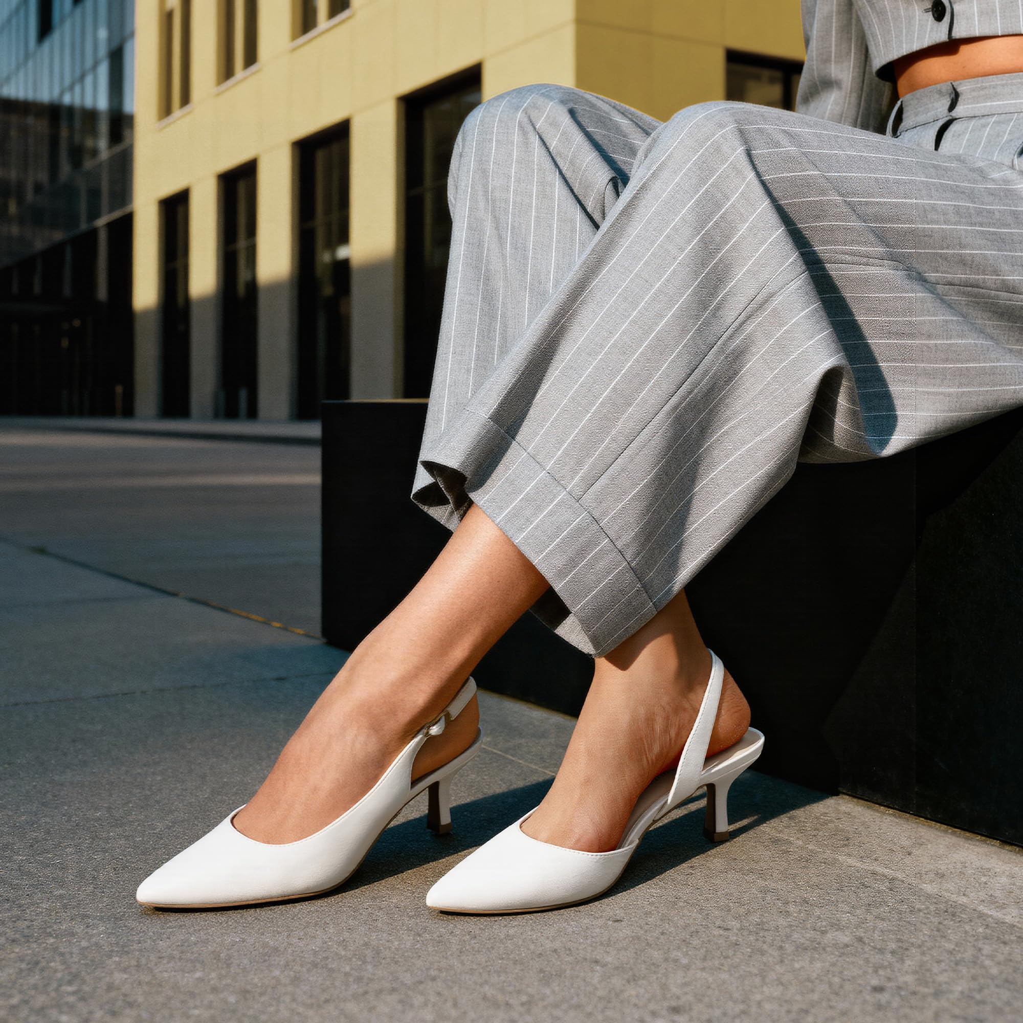 DREAM PAIRS Escarpins Femme à Talon Kitten Bas, Chaussures Slingback à Bout Pointu pour Travail, Fête et Mariage
