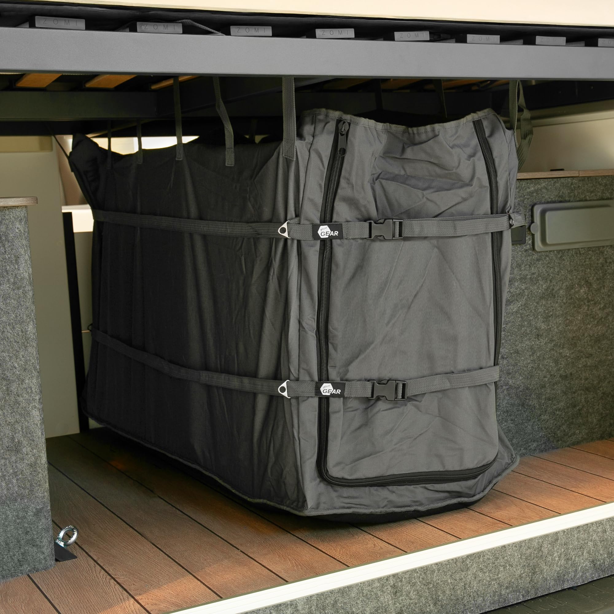 your GEAR Stauraumtasche Bozen - Campingmöbel-Gepäckraumtasche für die Camper-Van Heckgarage