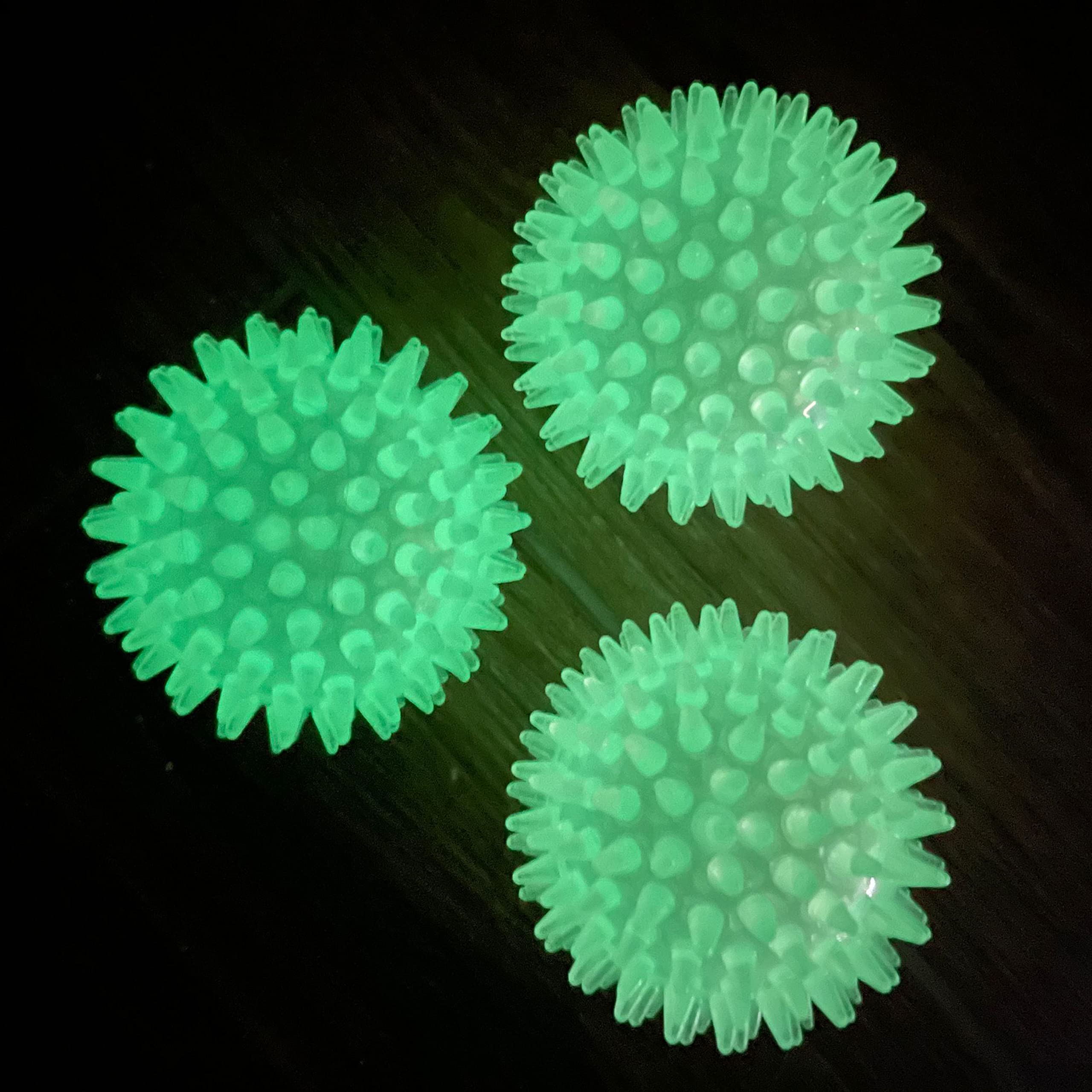 Feixun Dog Spiky Glow Ball, Dog Dark Glow Ball, Pack of 3