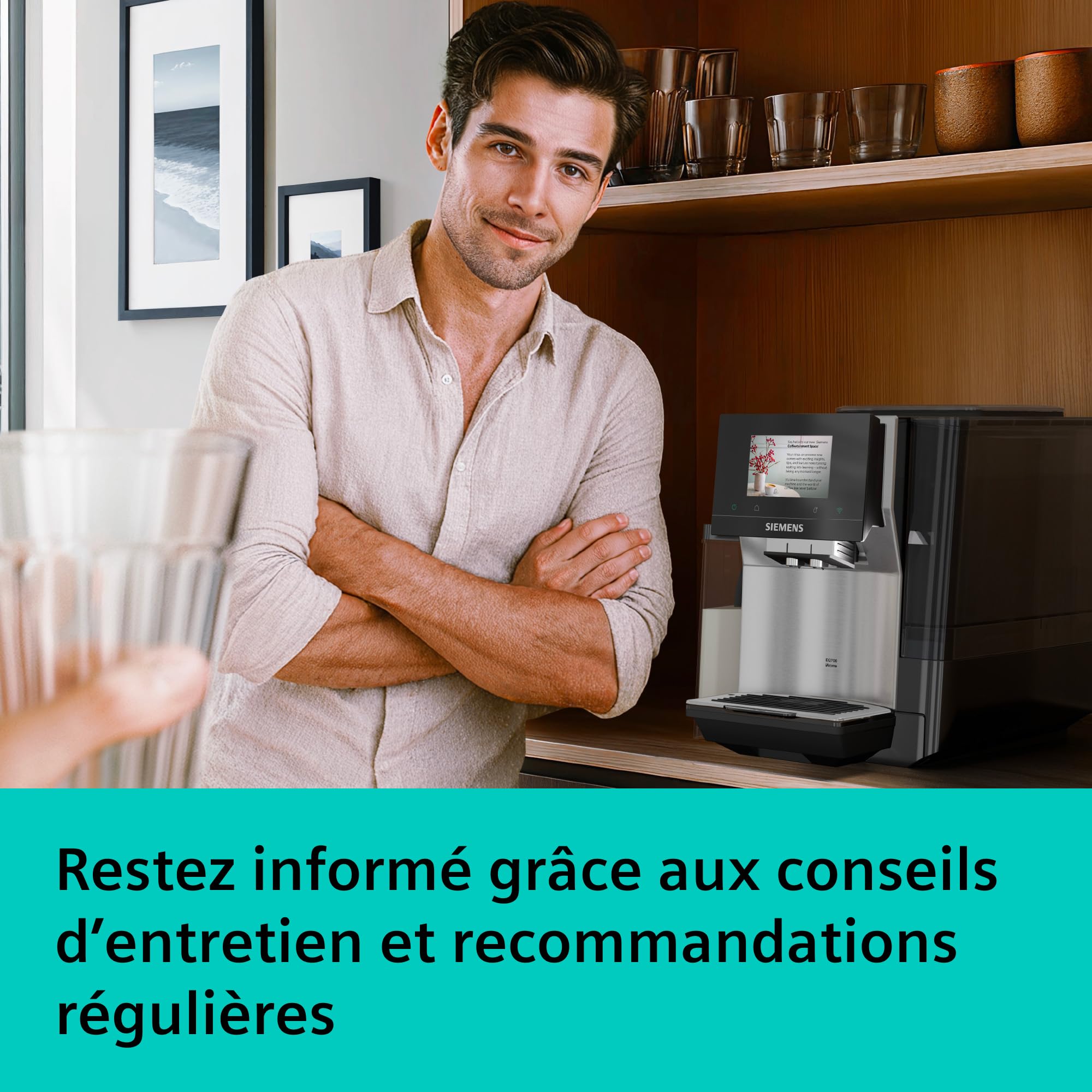 SIEMENS Machine à café entièrement automatique, EQ700 iAroma, écran tactile, récipient à lait intégré, chauffe-tasses, Cold Brew et Slow Brew, application Home Appliances, inox/noir, TQ727E03