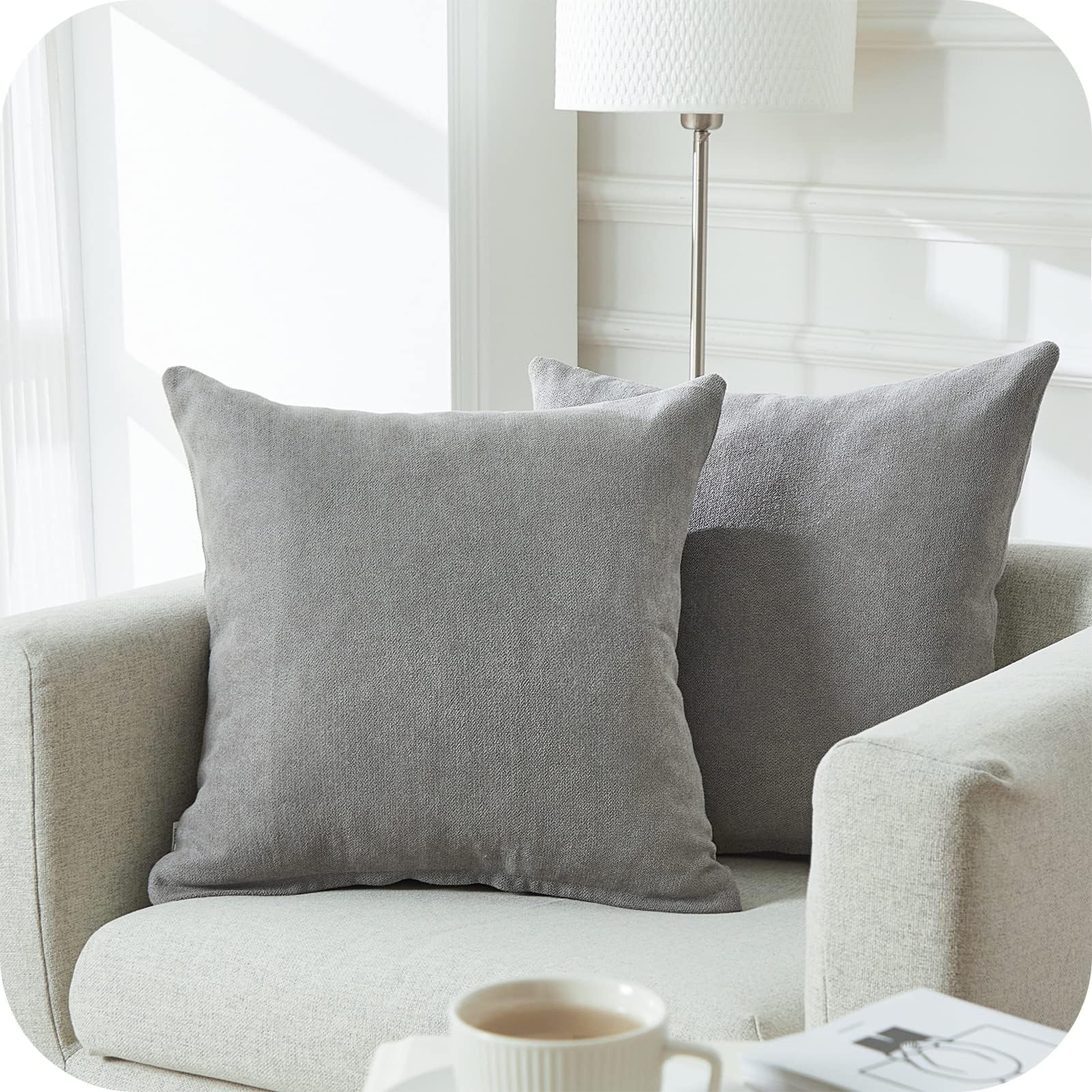 Juego de 2 cojines para sofá con relleno (60 x 60 cm), modelo Nino Chenille tela gris, adecuado como cojín de sofá, cojín decorativo, cojín de relleno premium, suave y agradable, paquete doble