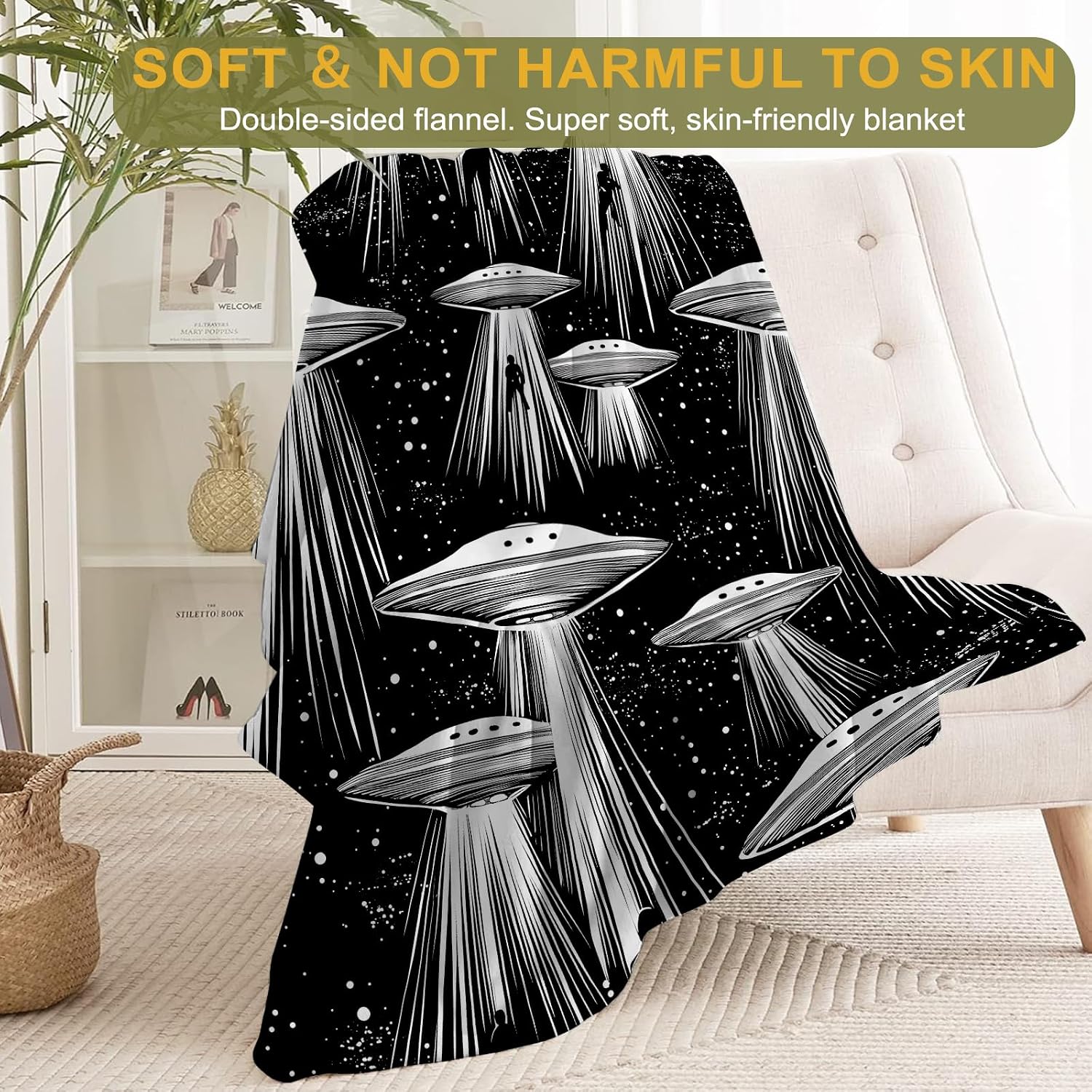 UFO Flannel Blanket - Retro Sci-Fi Design with Beam-Up Scenes and Spaceships Throw - Ultra-Soft Cozy Gifts Blankets for Kids Adults & Alien Lovers, Space-Themed Room Modern Decor 50x60in