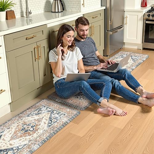 Vista 377 de KIMODE - Juego de 2 tapetes de cocina bohemios, antifatiga, antideslizantes, impermeables, ergonómicos, acolchados, cómodos, para lavandería, Caqui