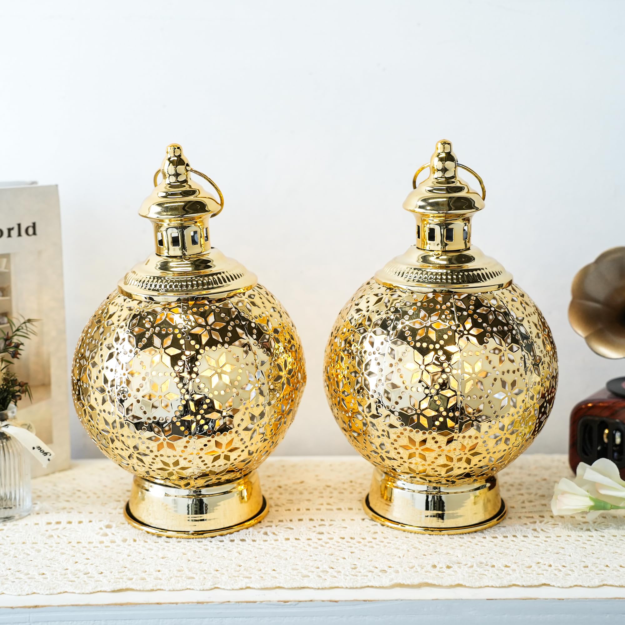 TRIROCKS Złota marokańska latarnia, 26 cm, wysokie, metalowe lampiony do ogrodu, lampiony ogrodowe, lampa ramadanowa, marokańskie lampy do salonu, na patio, podwórko, ścieżkę i korytarz