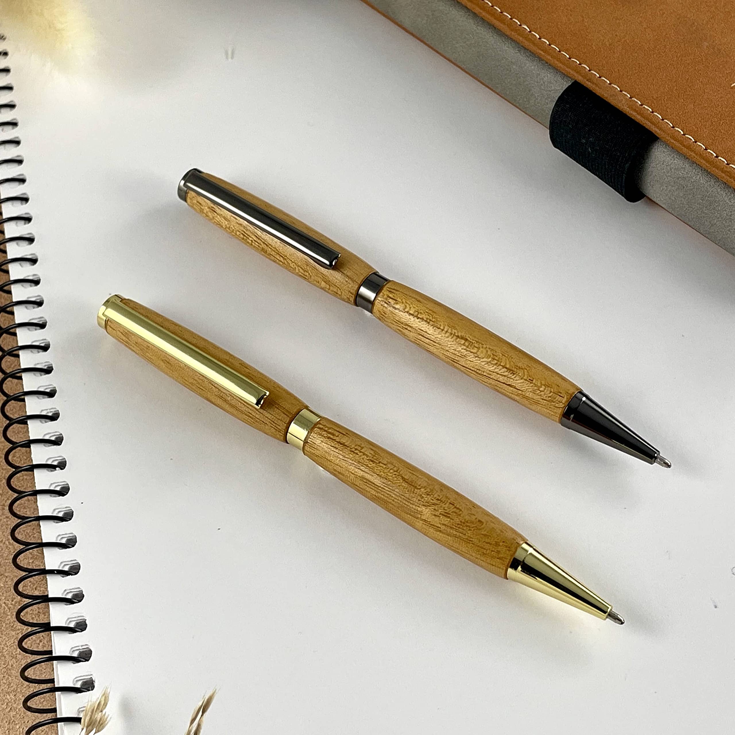 Cofanetto 2 Penna in Legno di Mogano, Realizzata a Mano in Francia, Personalizzate con Incisione, Scatola Regalo Metallica Inclusa | Natale, Compleanno, Matrimonio, Dottore