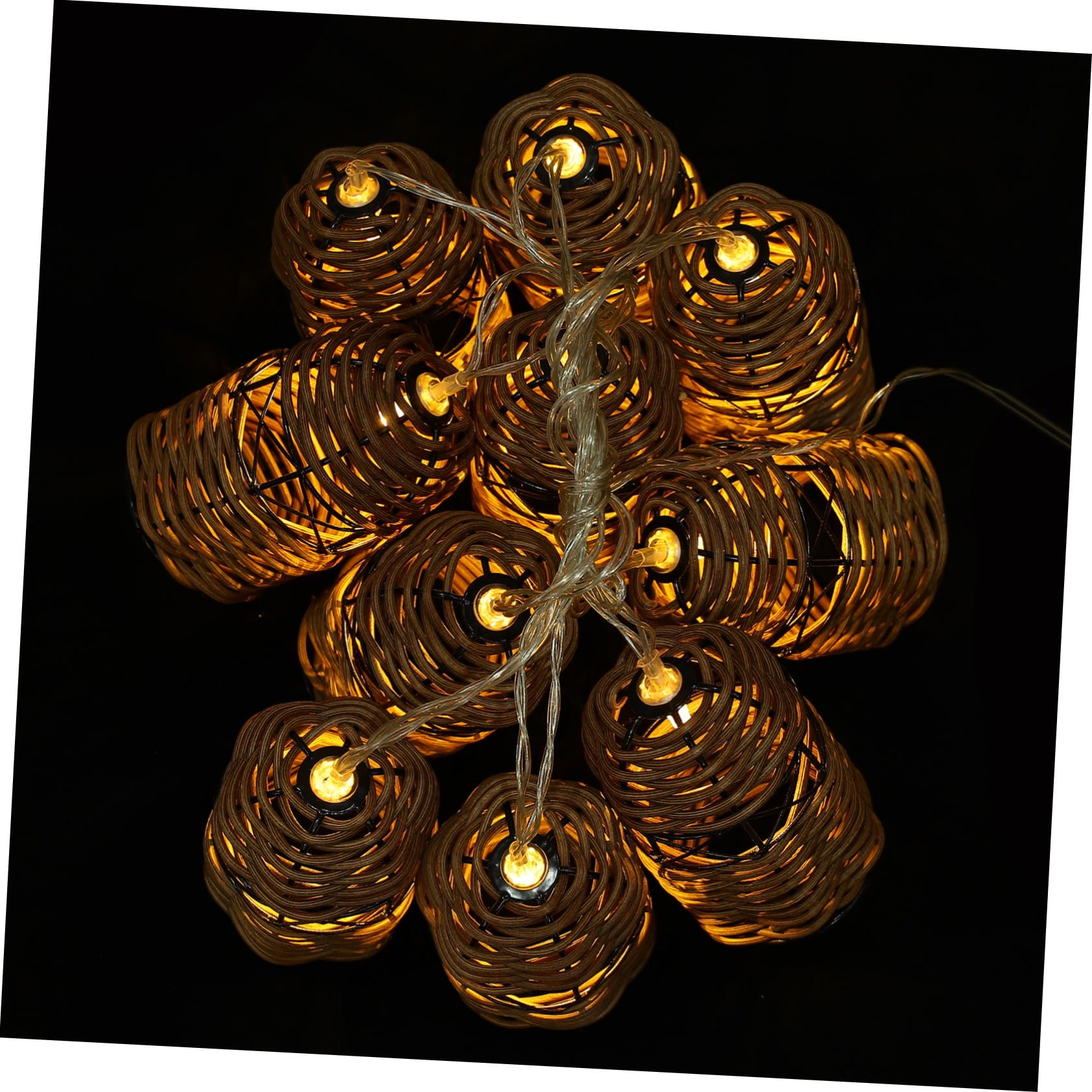 Guirlande lumineuse rotin tresse pour ambiance chaleureuse de chambre