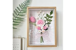 Crochet Rose Tulip Photo Frame: Eternal Bouquet Capturing Memories