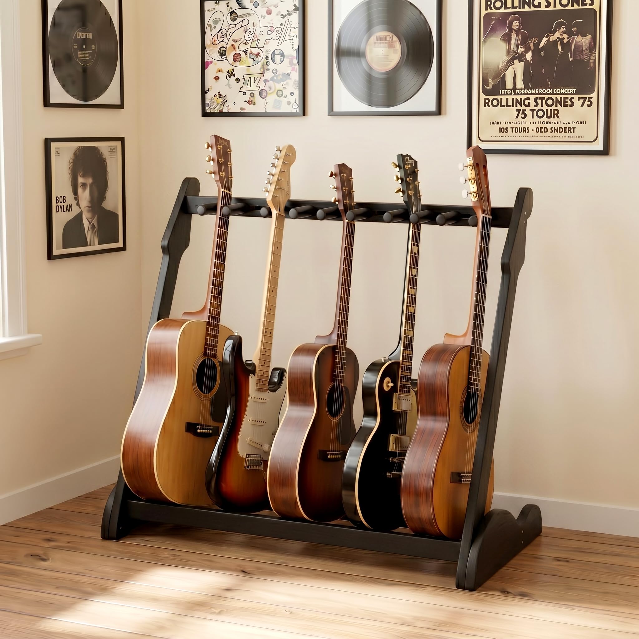Gitarrenständer für 9 Gitarren, verstellbarer Abstand, Bambus-Gitarrenhalter für Akustik-, Elektro- und Bassgitarren, stabiler Dreieck Multi-Gitarrenbodenständer mit Schaumstoffschutz