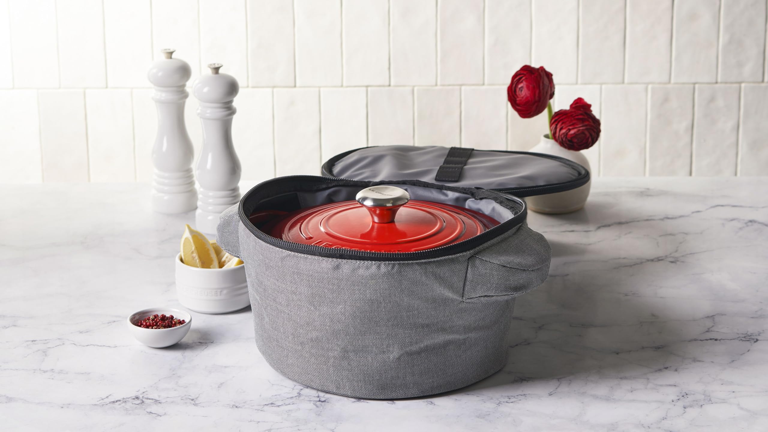 Amazon | ルクルーゼ(Le Creuset) トートバッグ スモール ラウンド型