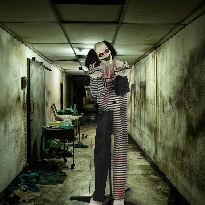 Haunted Hill Farm Scary Animatronic Talking Clown