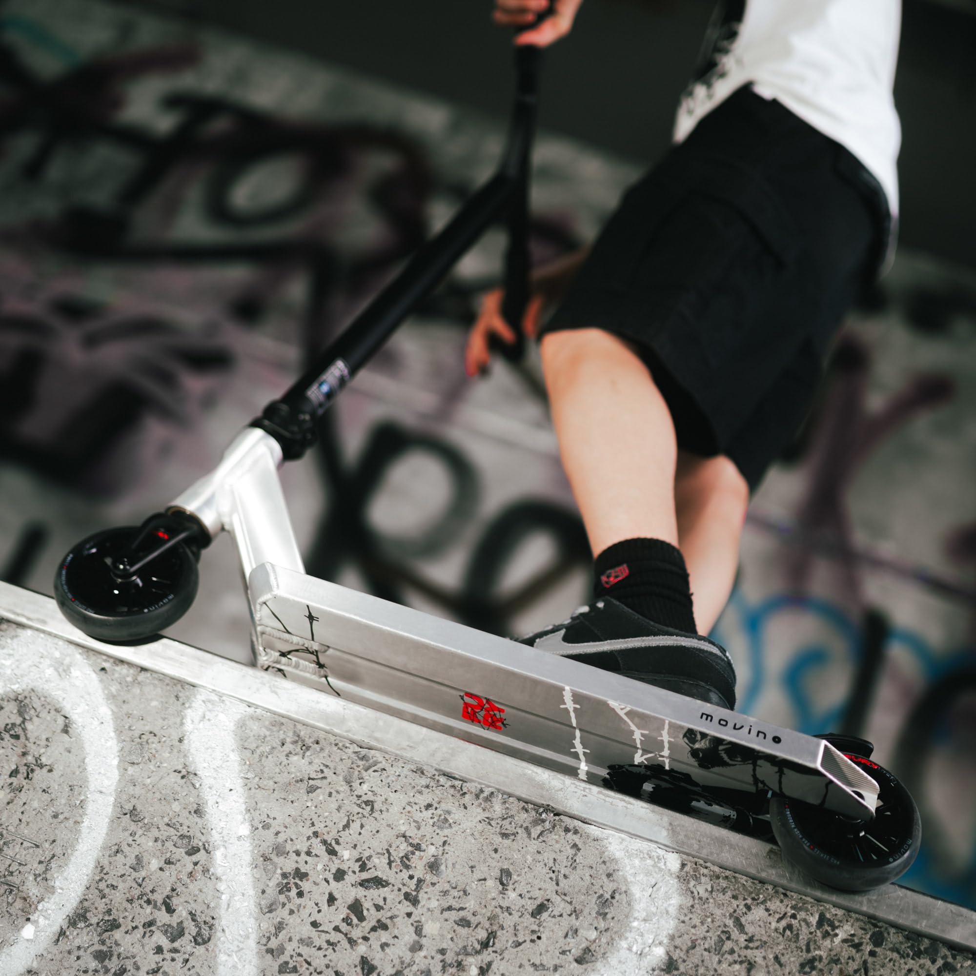 Movino Fury Patinete Freestyle para Niños, Raw, 3,1 kg, Ruedas 110 mm