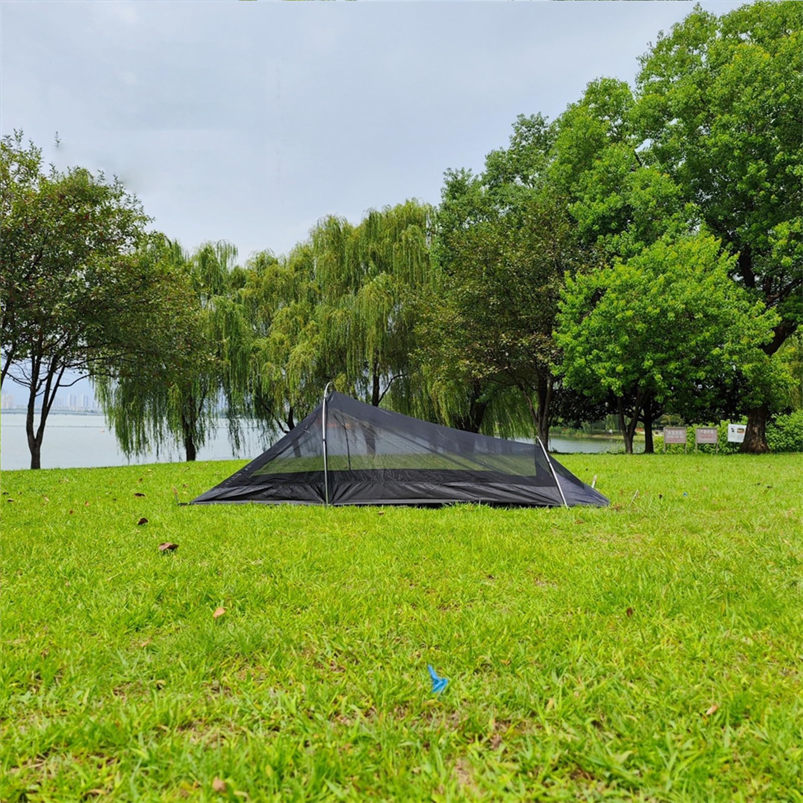 Tenda a zaino per 1 , per campeggio, protezione leggera e compatta | design a rete traspirante, impermeabile, antivento, resistente alla pioggia, escursionismo, caccia, montagna, viaggi