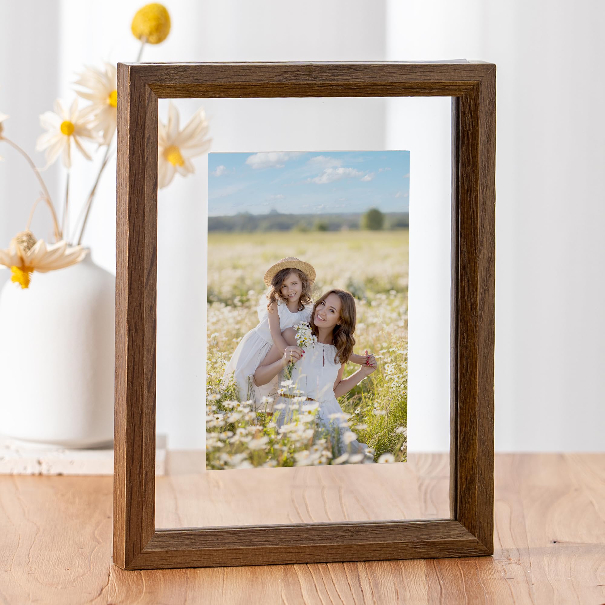 Amazon.com - Axeman 5x7 Floating Picture Frame - Solid Oak Wood