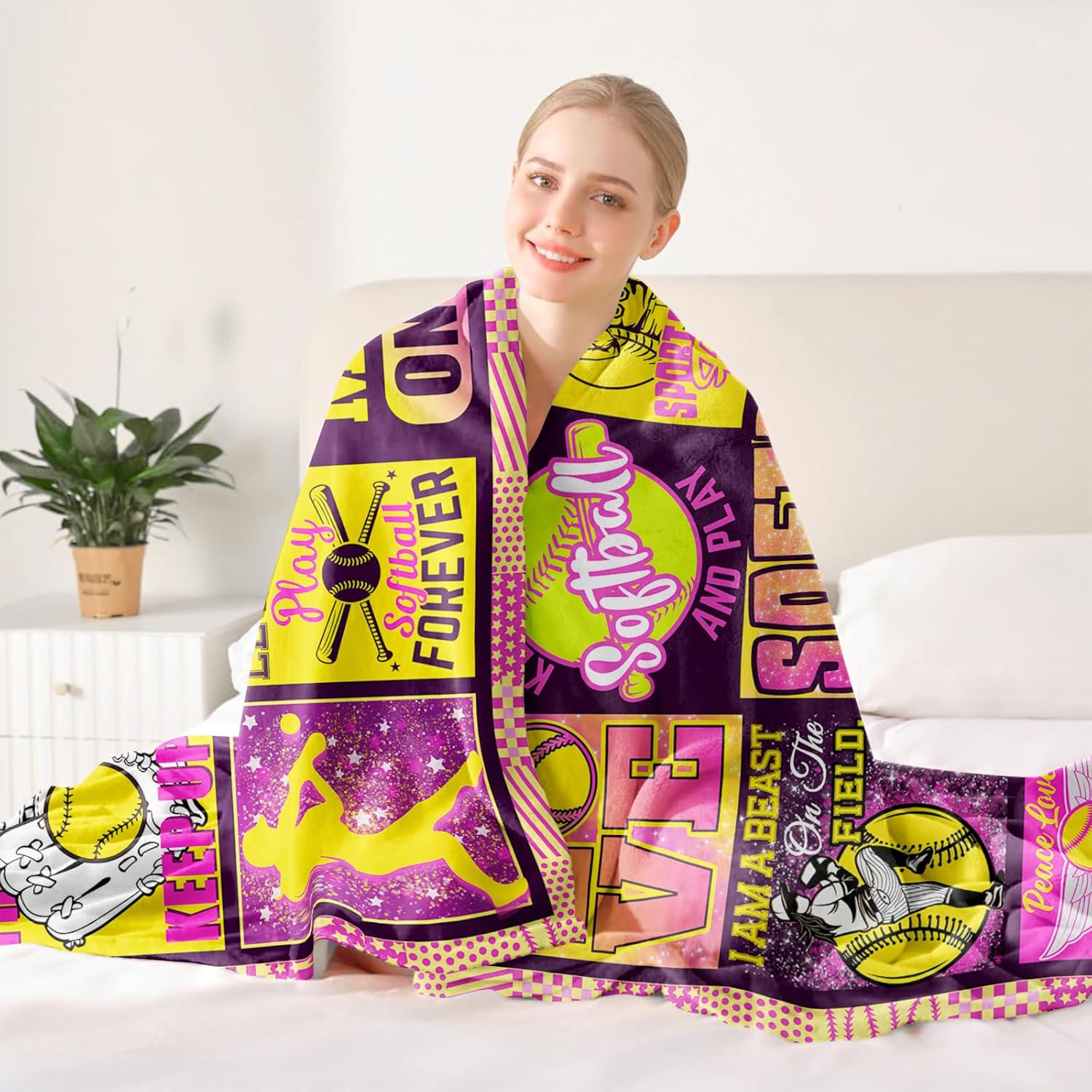 Softball Gifts, Softball Blanket Gifts for Girls, Sports Accessories for Girls Teens Adults, 80"x60" Throw Blanket Birthday Christmas