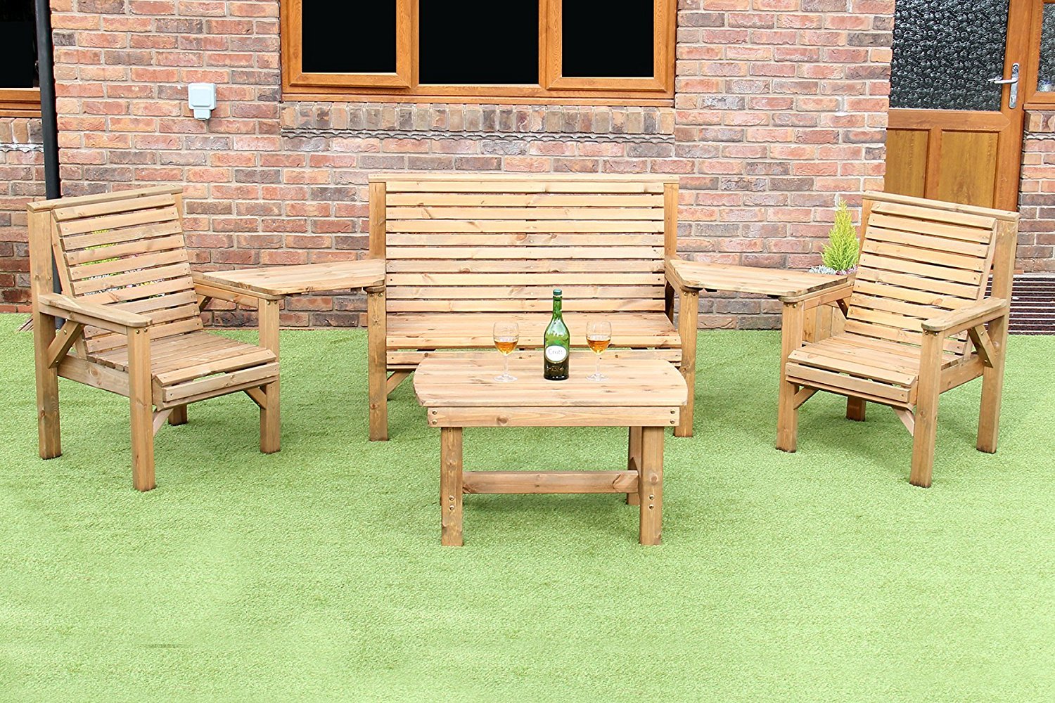 WOODEN GARDEN FURNITURE ANGLED COMPLETE SET COFFEE TABLE 1 BENCH 2 CHAIRS AND 2 DETATCHABLE TRAYS