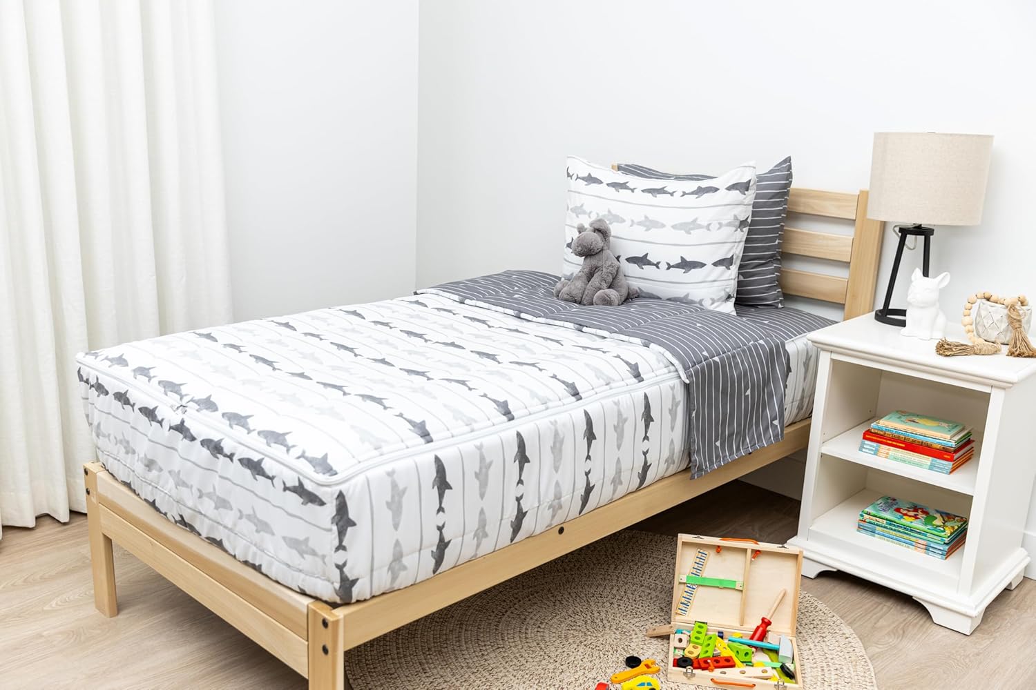 Beddy's Great White Shark Durable Zipper Bedding for Kids - Bed in a Bag - Gray Striped Sheets & Comforter with Grey Sharks - Includes Pillowcase & Sham - Twin