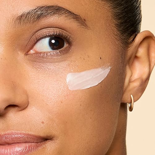 Miniatura 8 de Honest Beauty Get Glowing Bundle | Suero iluminador de vitamina C + hidratante diario | Mejora el tono de piel | Suave para pieles sensibles, sin