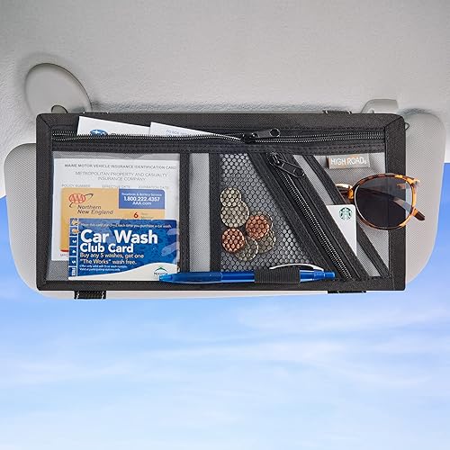 High Road Organizador de visera con bolsillos seguros con cremallera, soporte para lentes de sol y bolsillo transparente para registro y seguro,