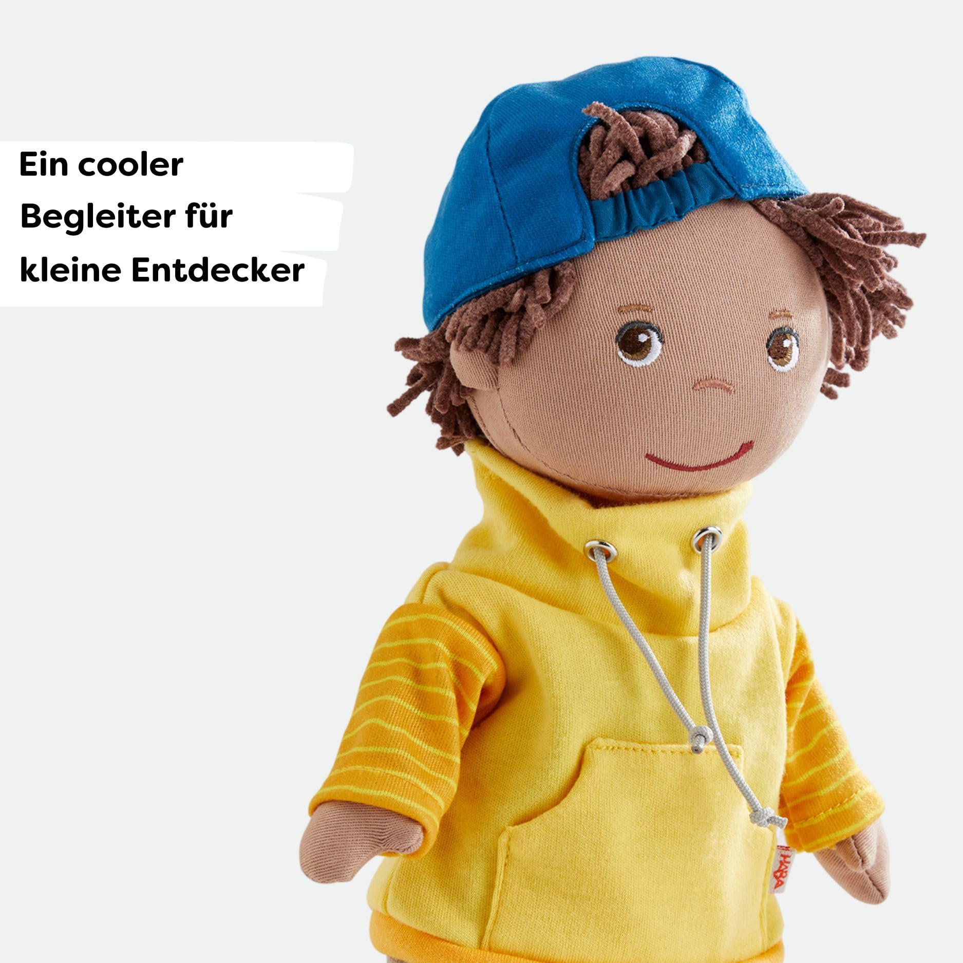 HABA Puppe Bruno – Coole 30cm Stoffpuppe für Kleinkinder – Kinderleicht an- und ausziehbar, pflegeleicht & waschbar – Ab 18 Monaten – 2014438001