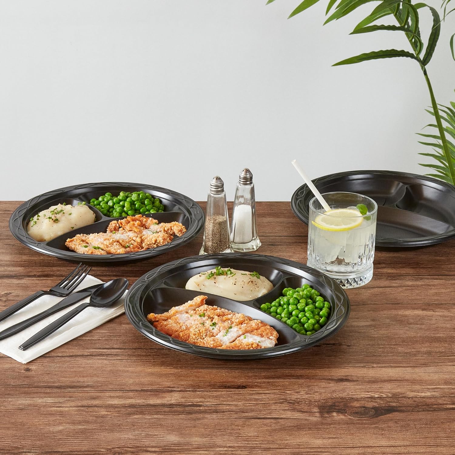 RW Base 10.4 Inch Microwavable Food Plates, 100 Round Plastic Plates - 3 Compartments, Disposable, Black Plastic Dinner Plates, Serve Hot And Cold Foods, For Restaurants And Cafes - Restaurantware - Image 6