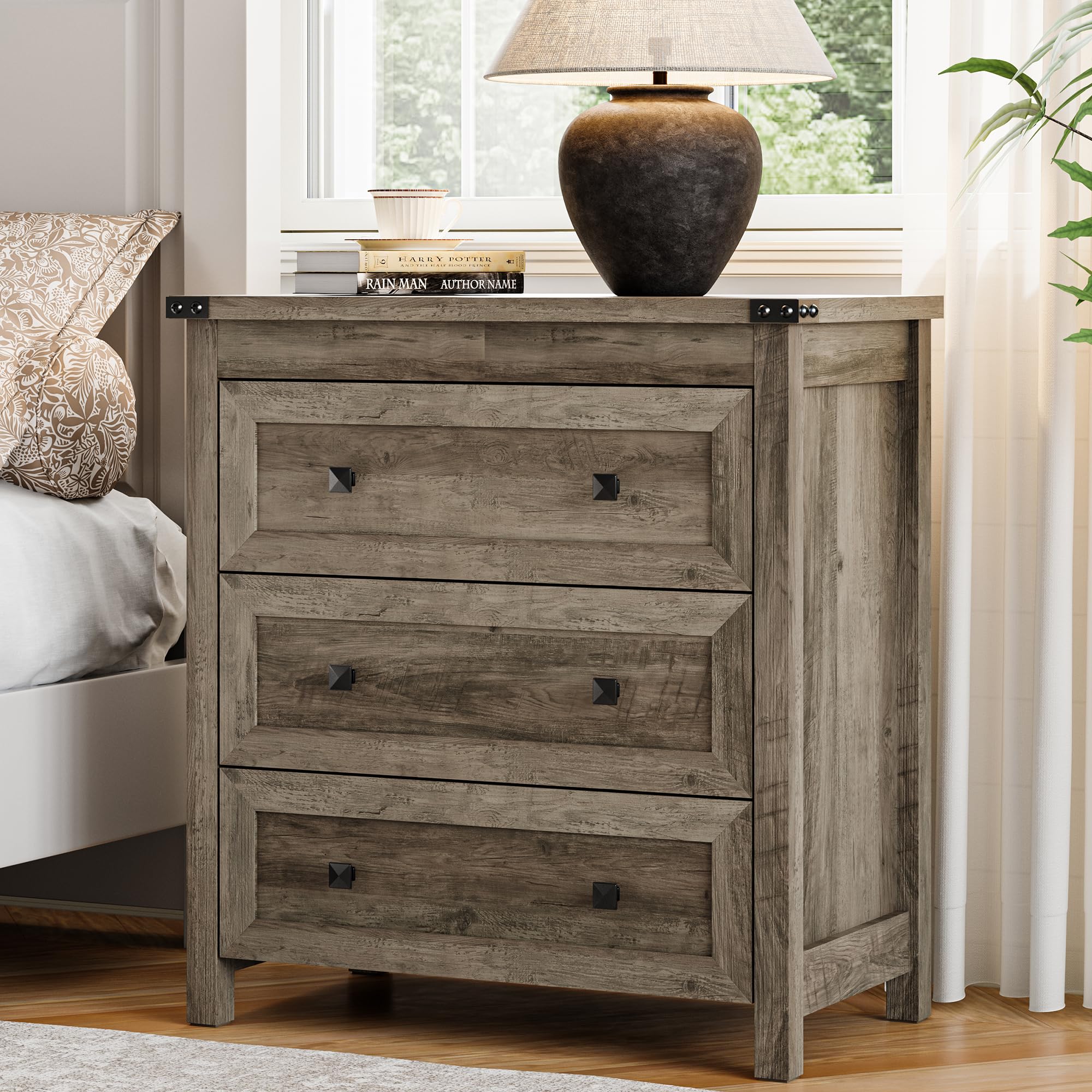 Dresser for Bedroom with 3 Drawers, Small Chests of Drawers, 27.55" Wide Farmhouse Wood Nightstand Bedside Cabinet End Table, Modern Closet Storage