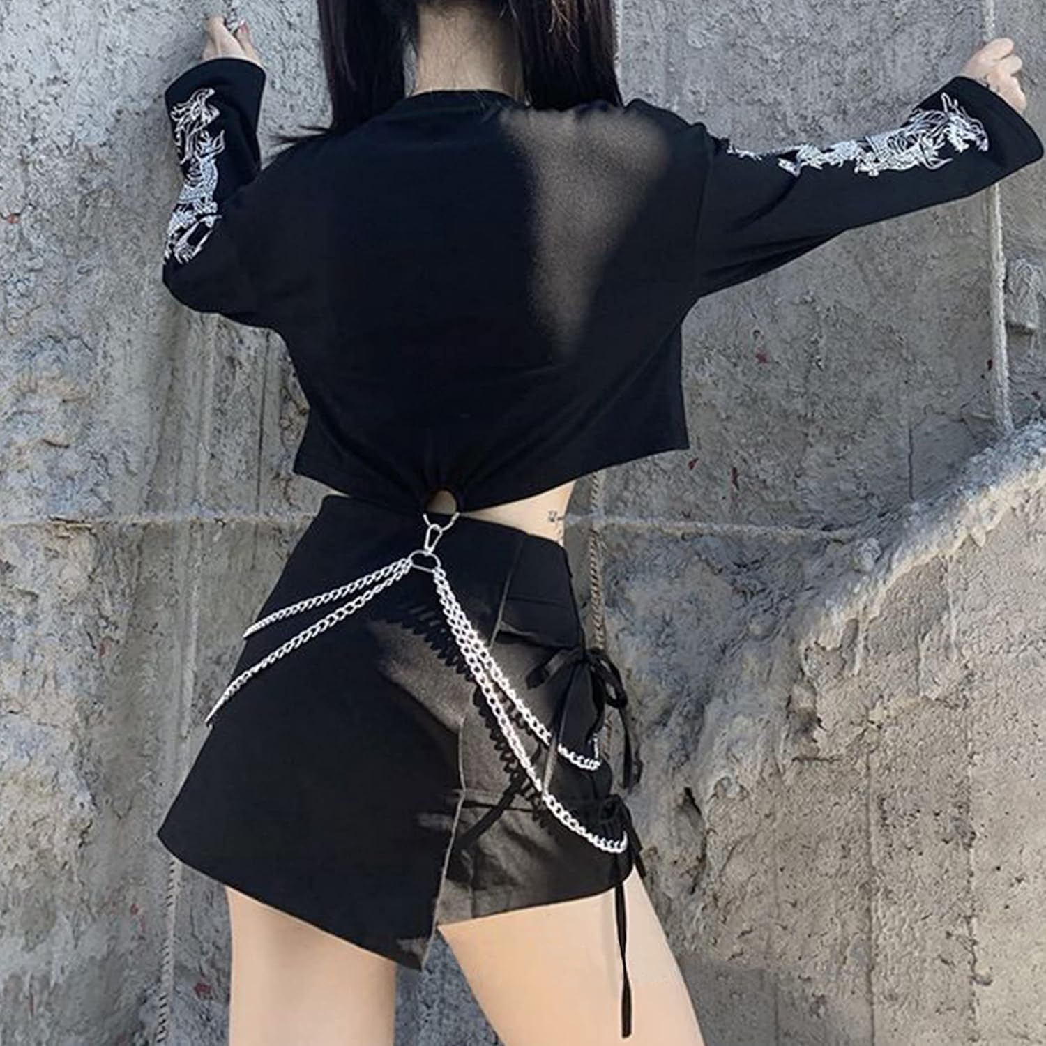 AULKEEP Gothic Women Cute Crop Tops Cool Dragon Graphic Sweatshirts Goth Punk Black Crewneck Sweatshirt - Image 4