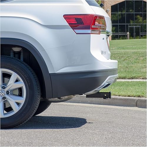 Miniatura 9 de CURT 13366 Enganche de remolque Clase 3, receptor de 2 pulgadas, se adapta a Volkswagen Atlas seleccionados