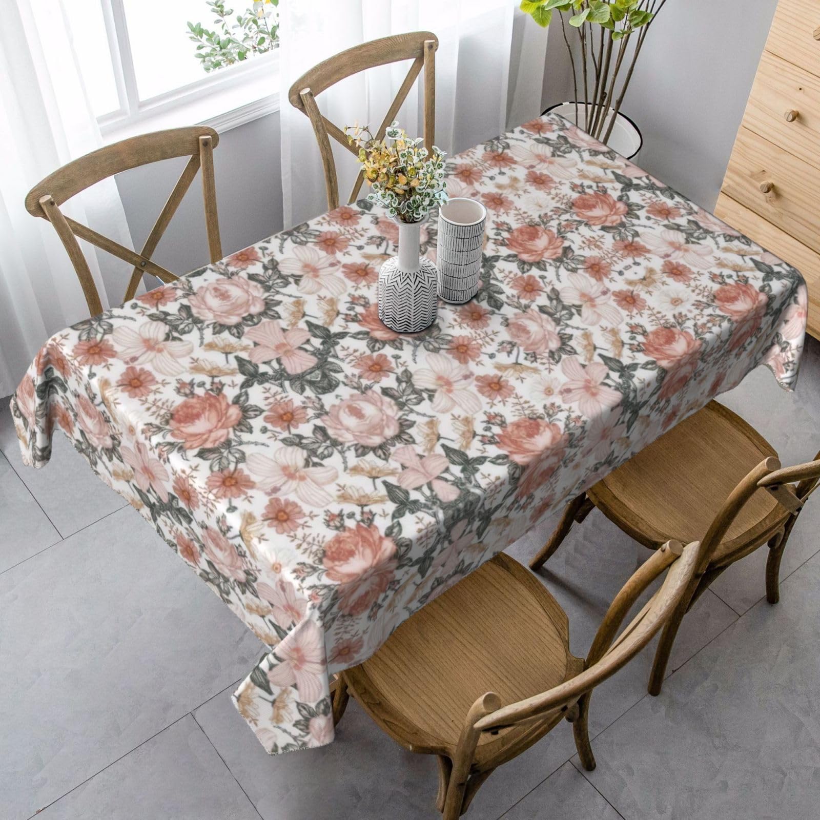 Nappe rectangulaire cuisine Tour Eiffel pour protéger et décorer la table