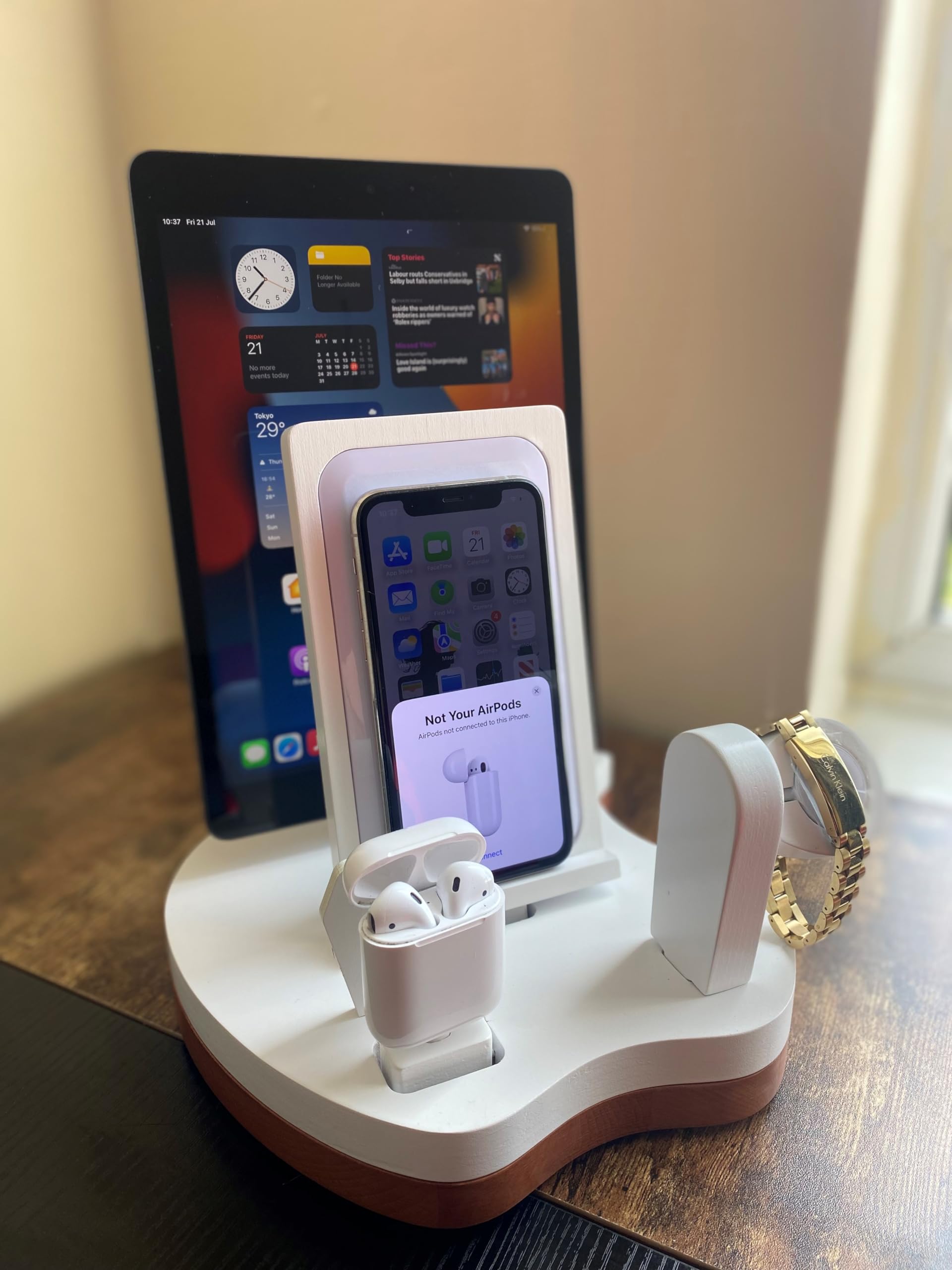 Station de chargement sans fil 4-en-1 20 W compatible avec iPhone, Apple Watch et iPad, fait à la main, station de charge pour téléphone et iPad, organisateur de bureau