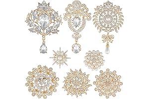 Shimmering Gold Brooches for Elegant Bouquets