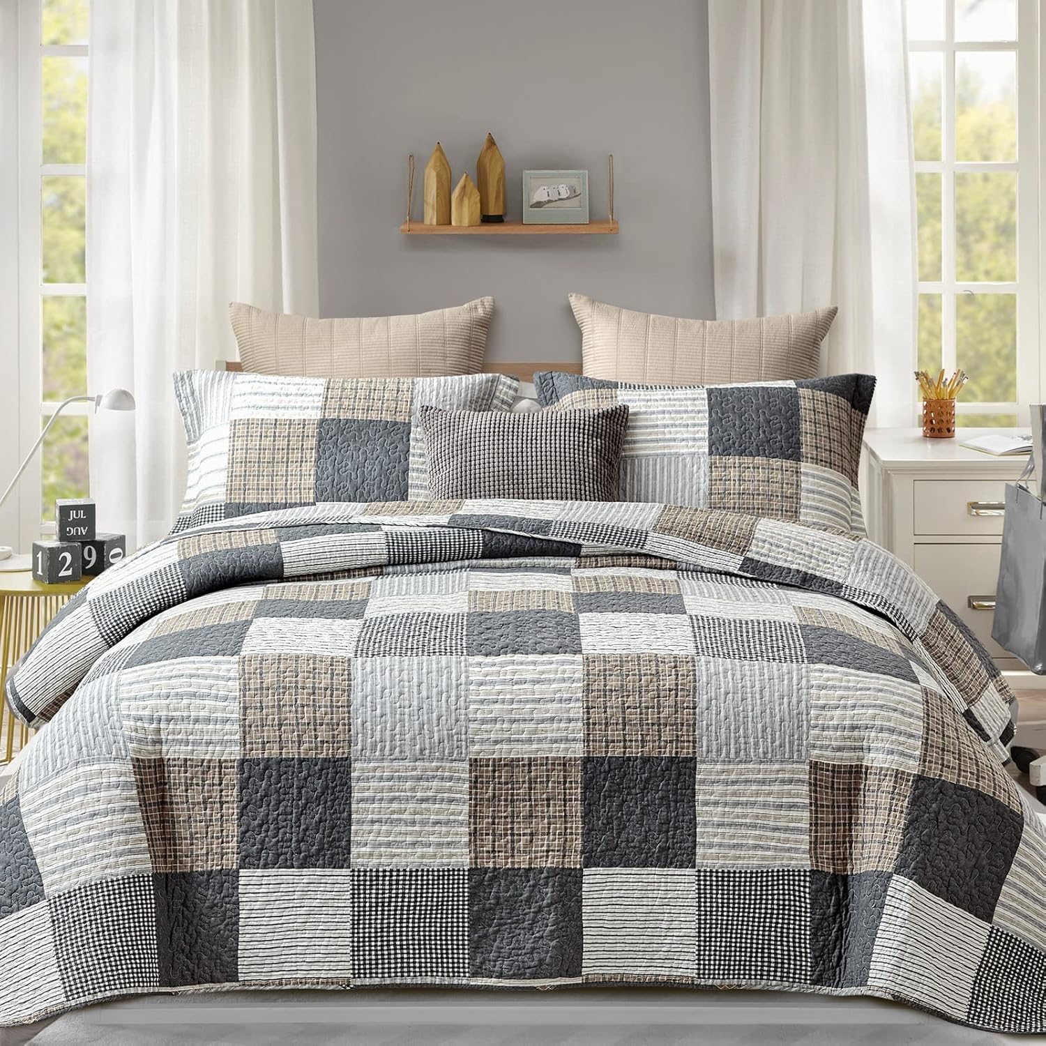 Finlonte Twin Quilt, 100 Cotton Twin Quilt Set, Grey Brown