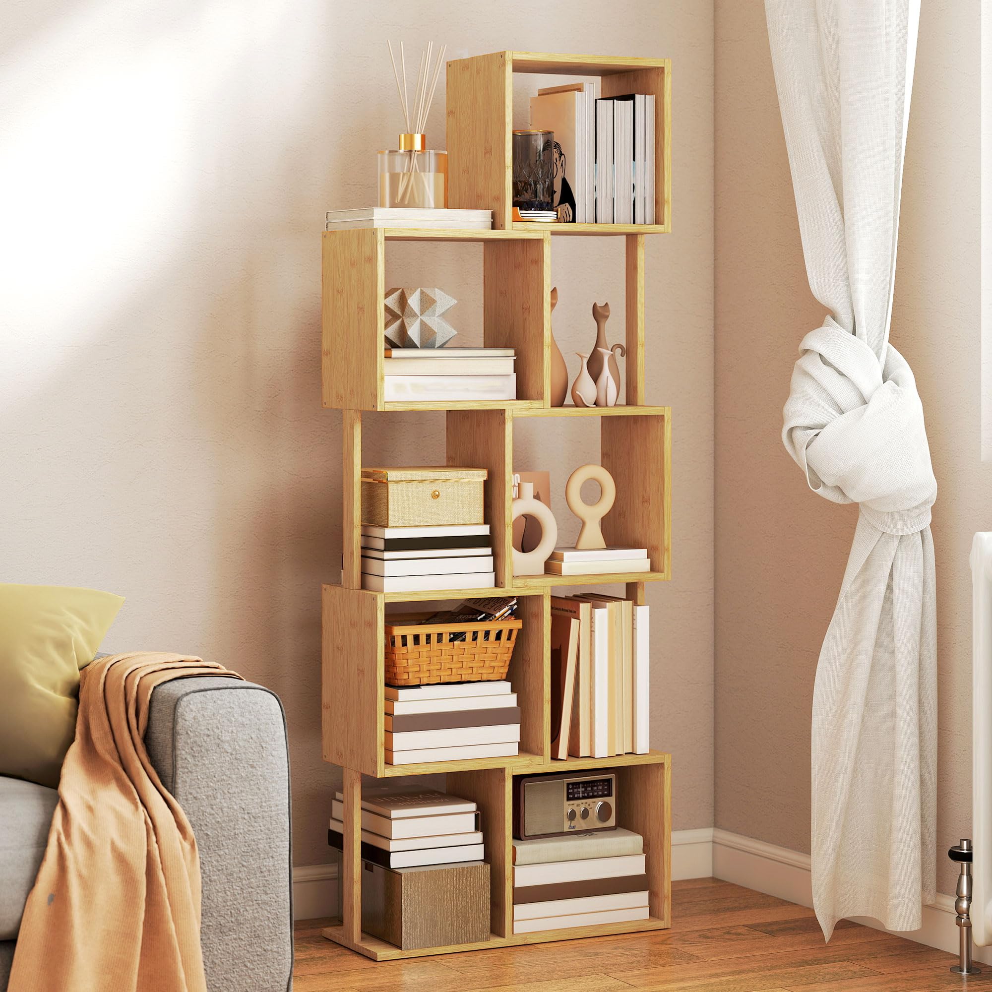 HOMCOM Libreria Scaffale a 5 Ripiani Suddivisi in Bambù a Forma di S, Libreria Verticale Salvaspazio Slim, Scaffale Portaoggetti per Soggiorno, Camera da Letto e Ufficio, 62.5x23x165 cm, Color Legno