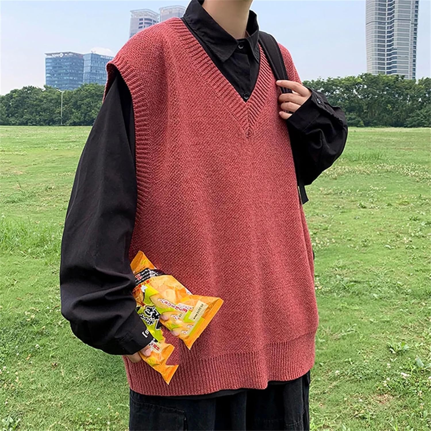 Mens Streetwear Loose Sweater Vest Casual Thermal Oversized Winter Sweater Vests for Daily Wear