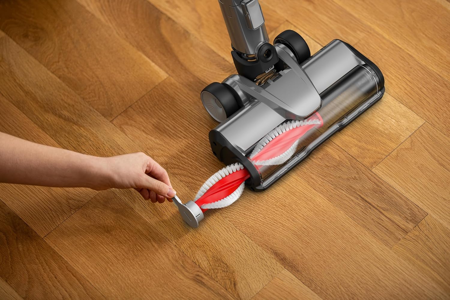 Cleaning Hoover ONEPWR brush roll