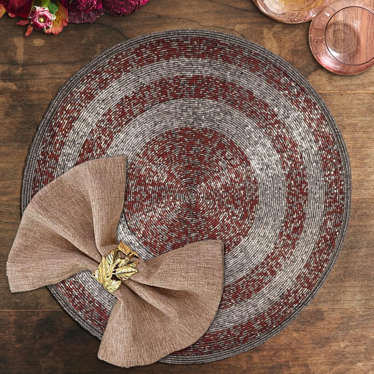 Decozen Beaded Round Placemats Set of 8, 14‑Inch Red Handcrafted Glass Bead Place Mats for Dining Table Décor, Heat‑Resistant Rustic Farmhouse Table Decor, Christmas Placemats, Charger Pads