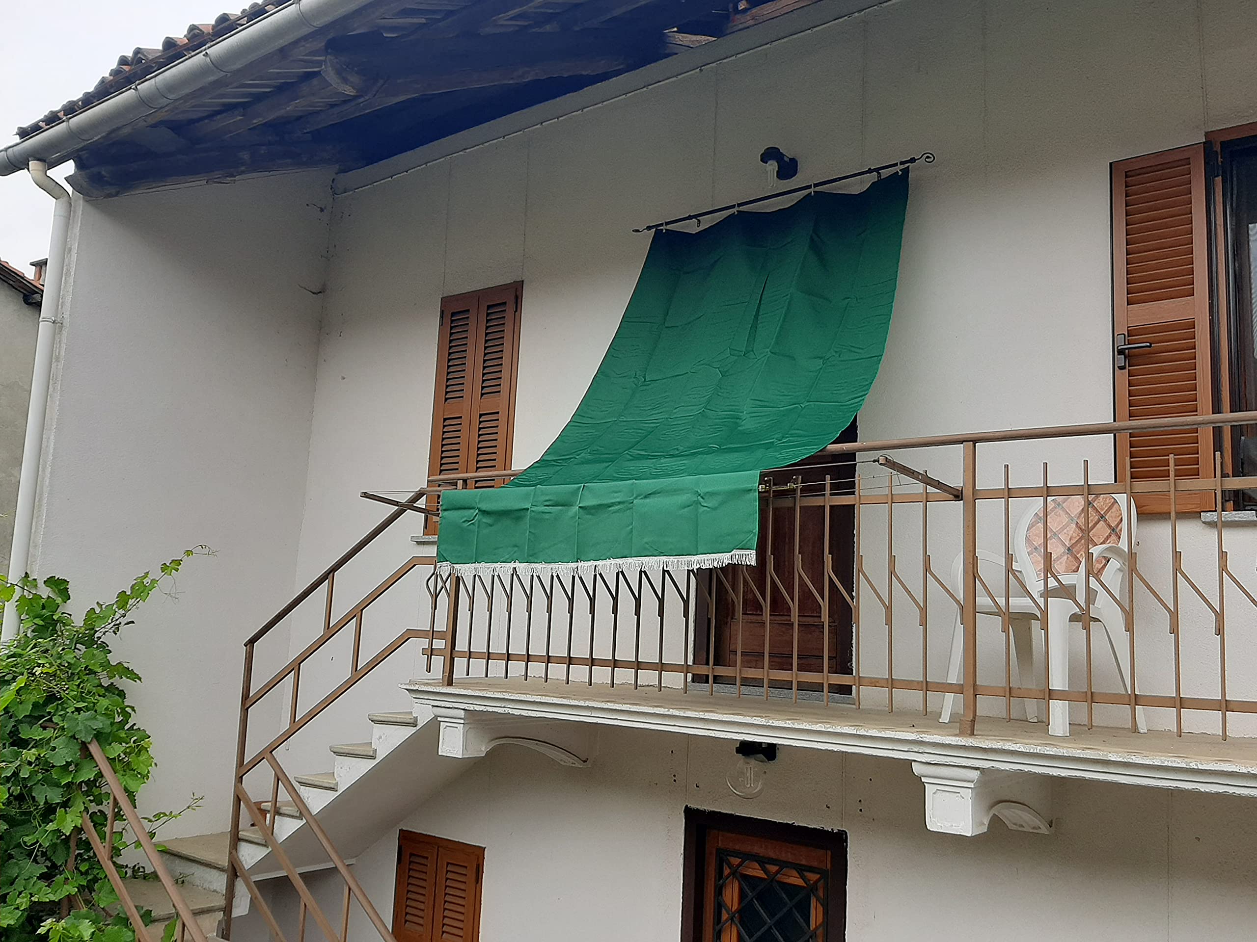 Cortina de Sol a Rayas en caída balcón Ventana terraza con Kit de 6 Anillas y Ganchos de Tejido Resistente a desgarros de Exterior para Puerta de casa jardín Bar Pub cenador Medidas 145x250 cm Aprox