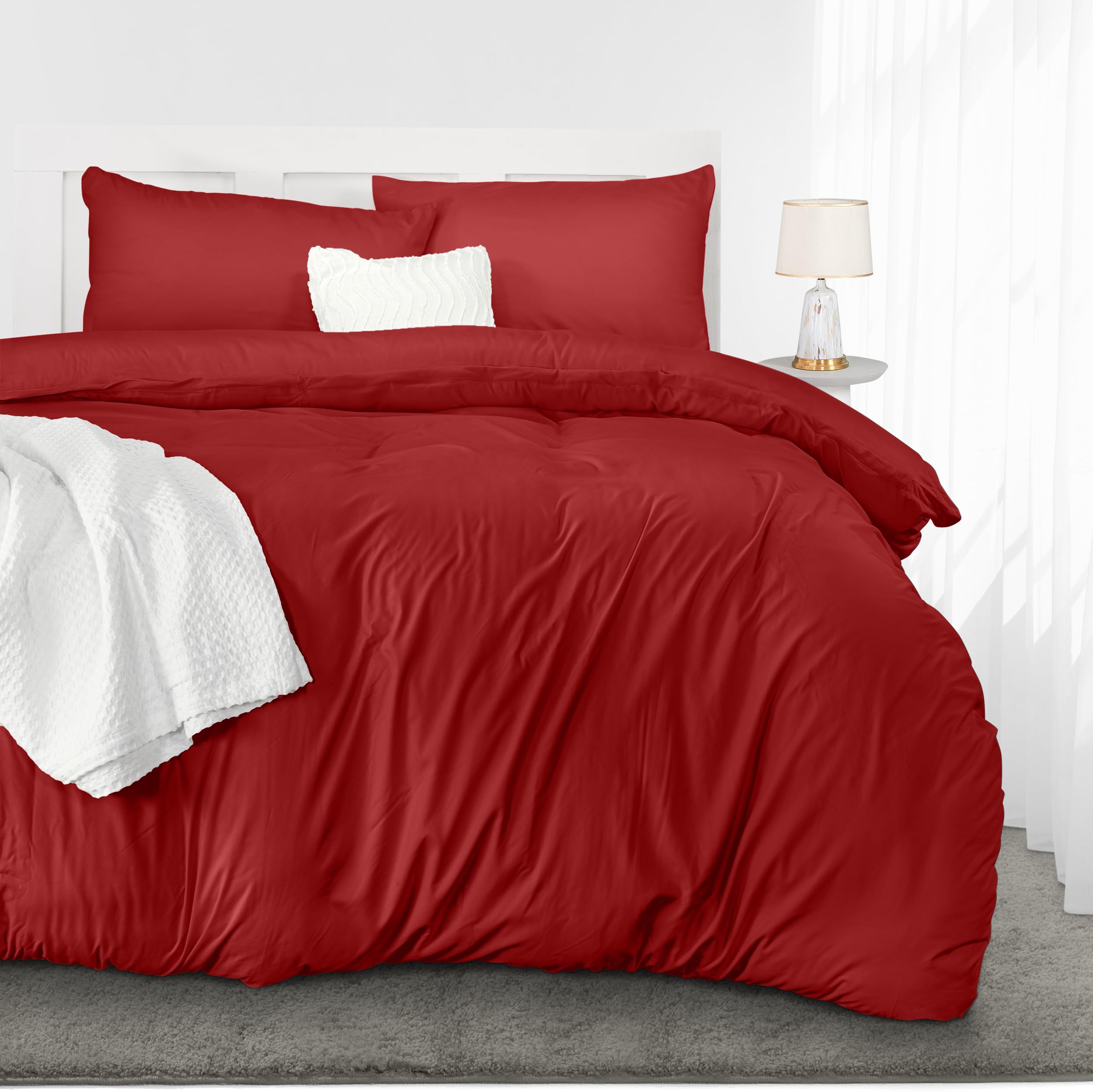 Utopia Bedding Duvet Cover Double - Soft Microfibre Polyester Duvet Cover with Pillow cases - Bedding Quilt Cover Set (Red) - Image 3