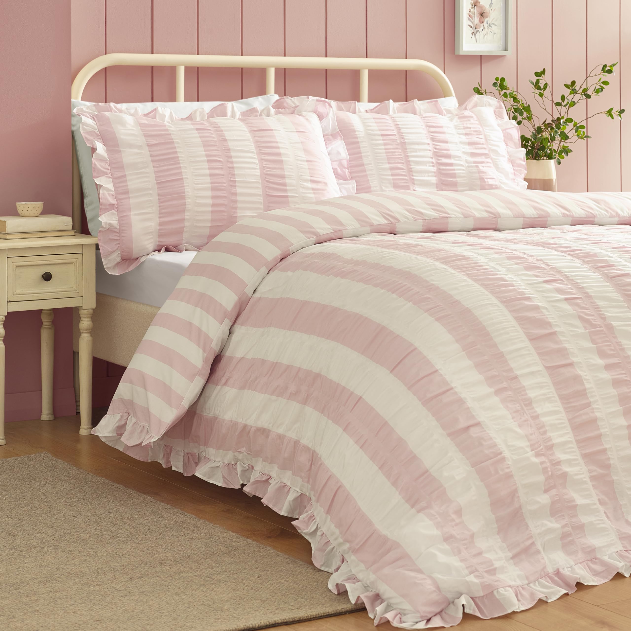 Catherine Lansfield Seersucker Frill Stripe Duvet Set Pink
