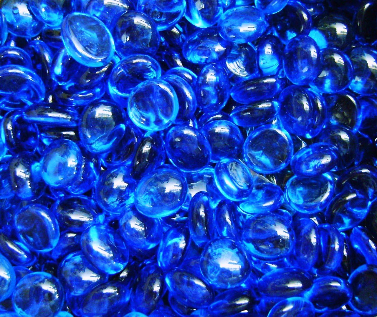 Creative Stuff Glass - 1 LB Aqua Blue - Glass Gems - Vase Fillers