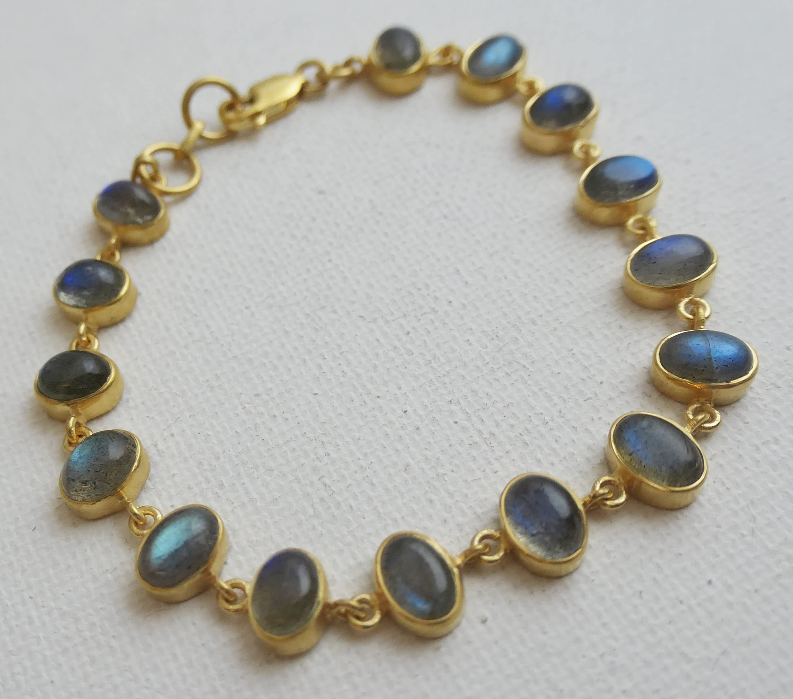 Bracciale con Labradorite Cabochon in Argento Sterling 925 Placcato Oro