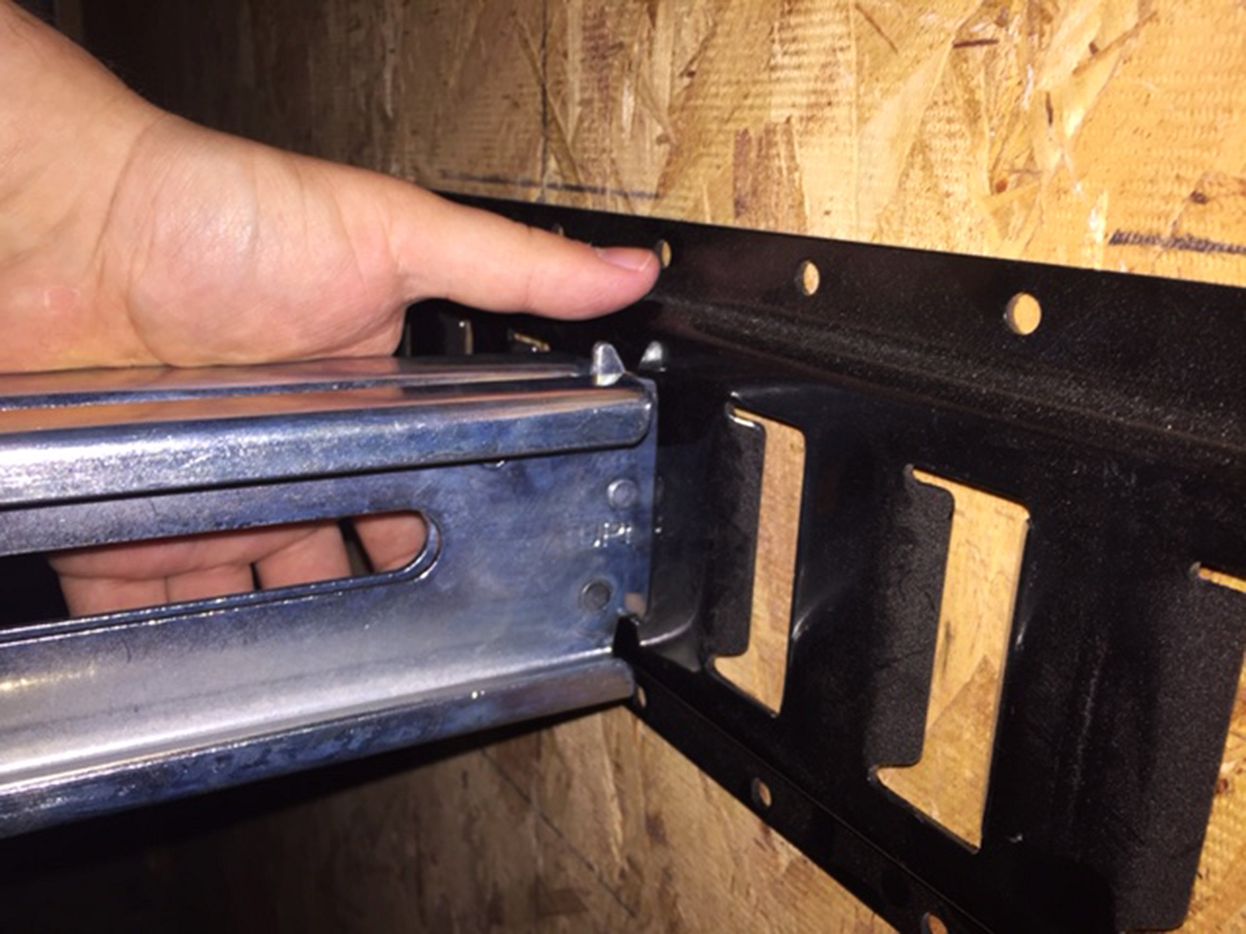 93" 102" Adjustable HeavyDuty Aluminum ETrack Decking/Shoring Beam Cargo Load Lock Bar for