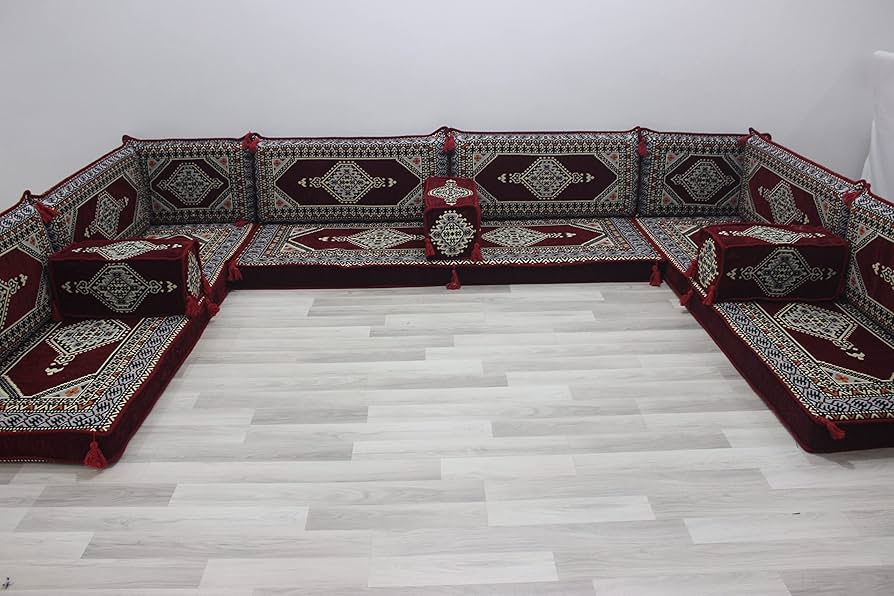 Orqa tatuirovkali porno yulduzlar