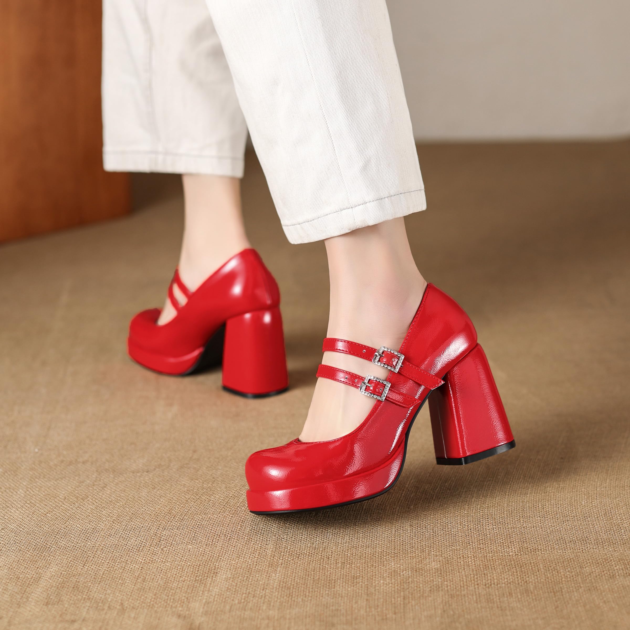 Damskie czółenka typu Mary Jane na platformie paskiem i kwadratowym noskiem, na grube, klockowe obcasy, eleganckie buty na imprezę w stylu Lolita i Gothic